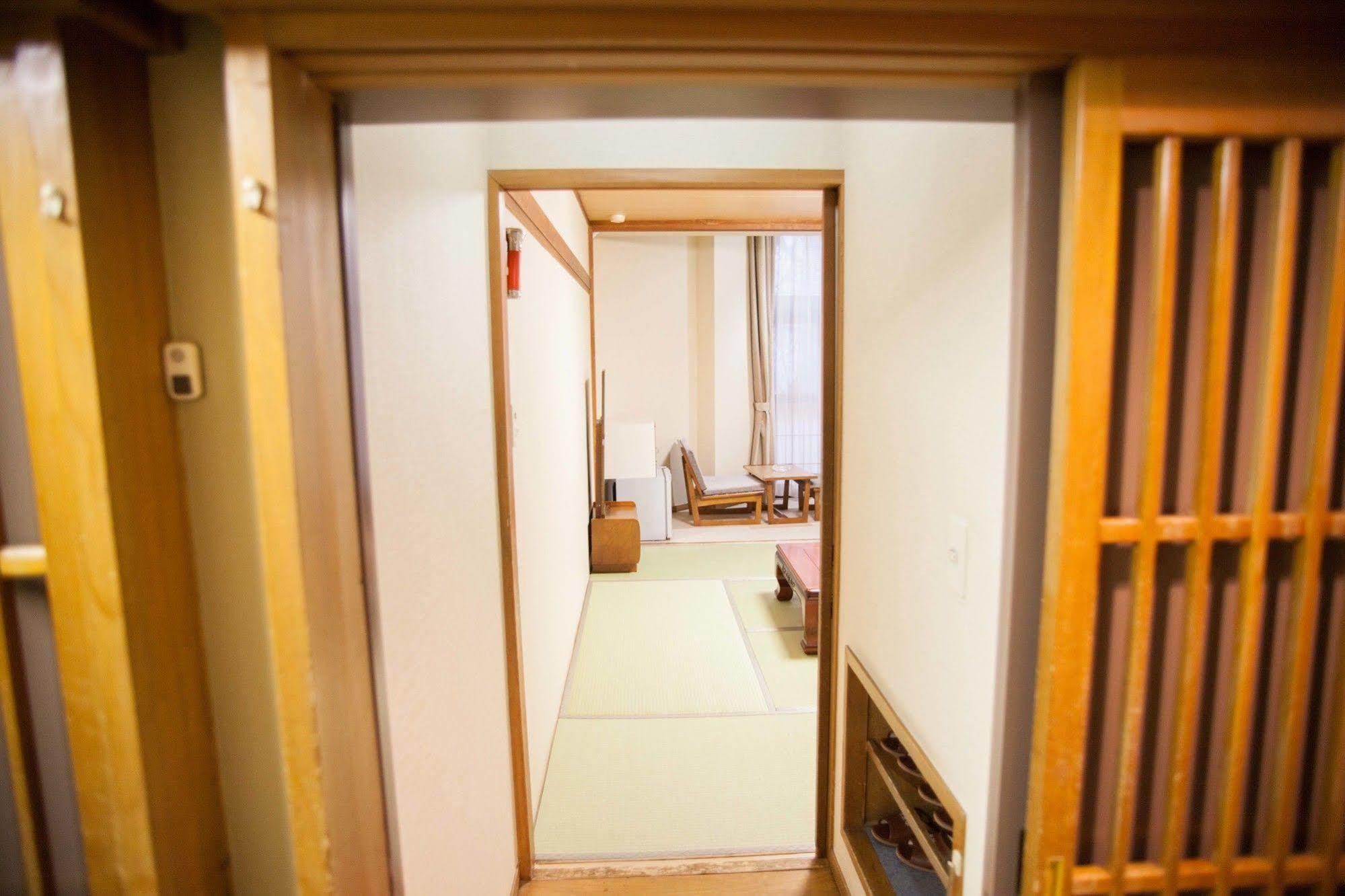 Nakamuraya Ryokan Sapporo Extérieur photo