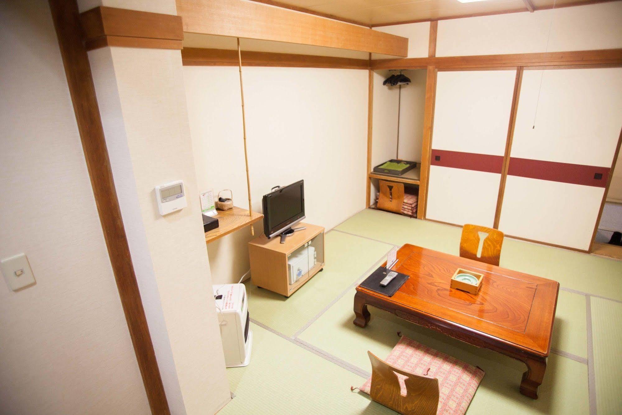 Nakamuraya Ryokan Sapporo Extérieur photo